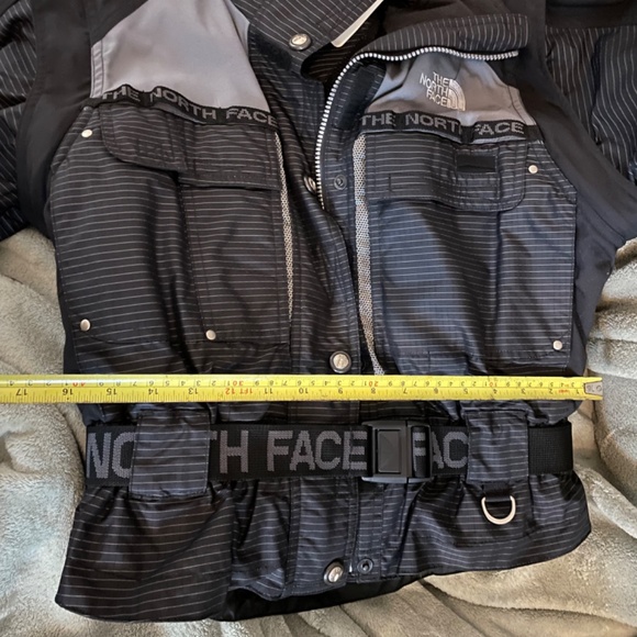 North Face ski jacket - Picture 7 of 7